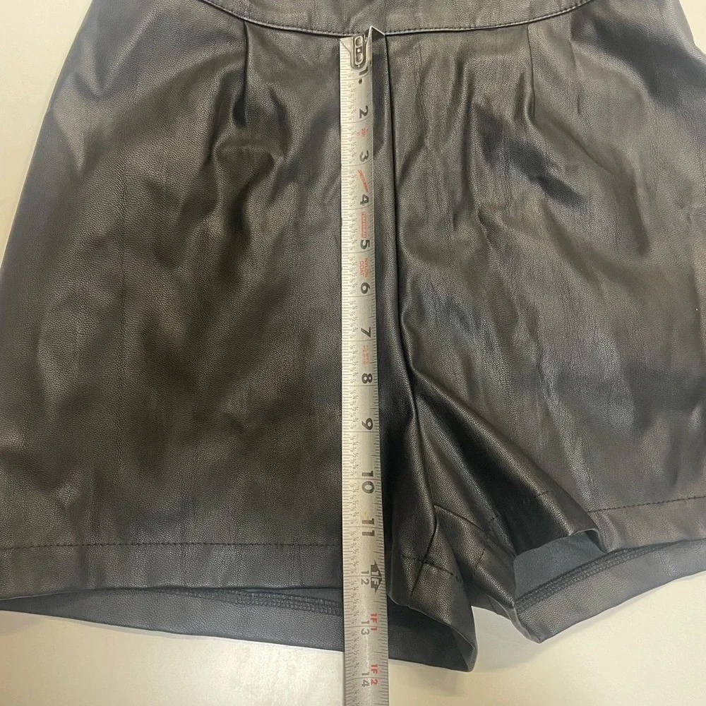 Forever 21 Black Strapless Dress‎ leather Size S